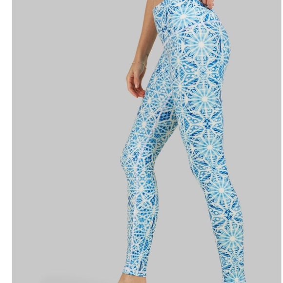 Wolven Thread Leggings Aqua Aura Blue 